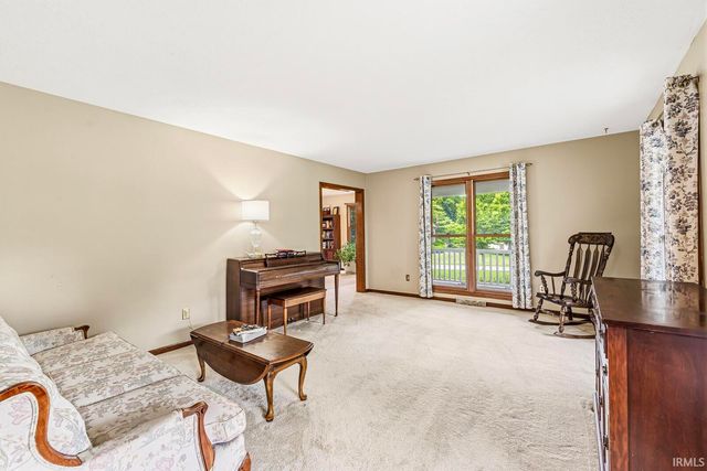 60955 Whispering Hills Drive, South Bend, IN 46614