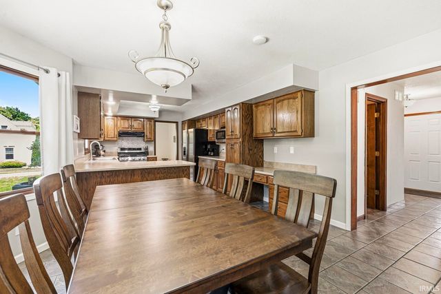 60955 Whispering Hills Drive, South Bend, IN 46614