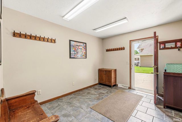 60955 Whispering Hills Drive, South Bend, IN 46614