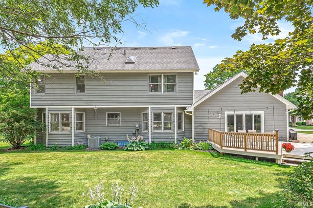 60955 Whispering Hills Drive, South Bend, IN 46614