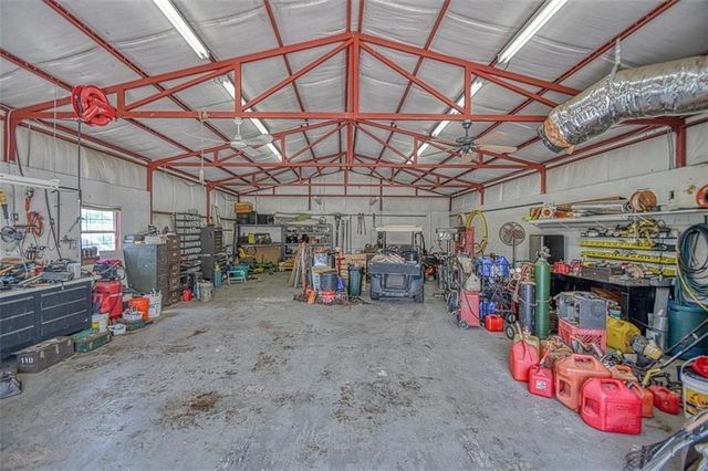 2300 S Main Street, Newcastle, OK 73065