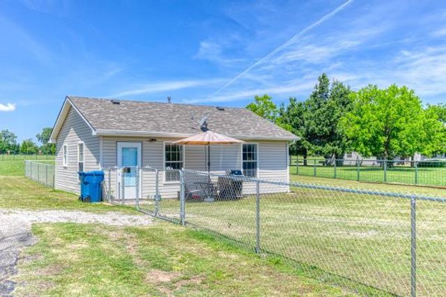 2300 S Main Street, Newcastle, OK 73065