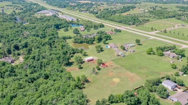 2300 S Main Street, Newcastle, OK 73065