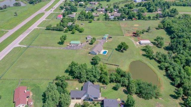 2300 S Main Street, Newcastle, OK 73065