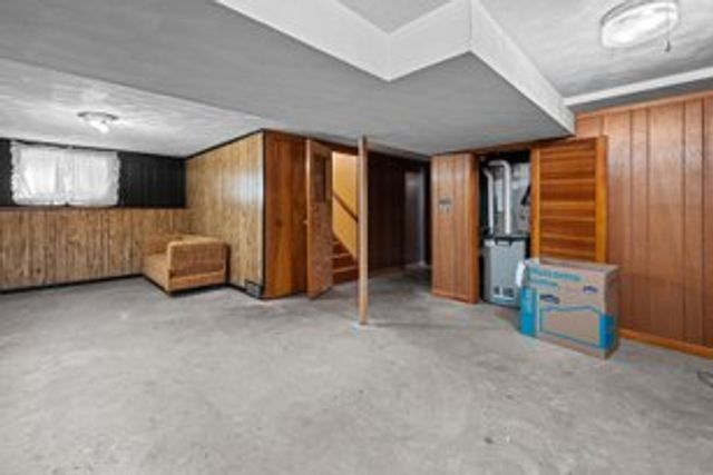 2716 Davenport Avenue, Davenport, IA 50803