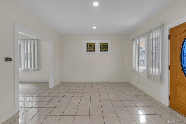 5158 Neckel Street, Dearborn, MI 48126