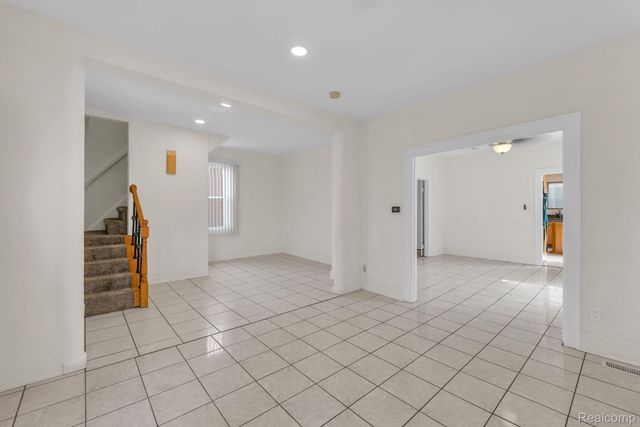 5158 Neckel Street, Dearborn, MI 48126