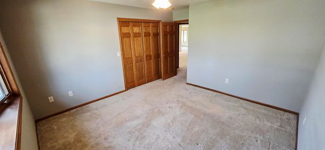 503 Sunset Place, Charles City, IA 50616