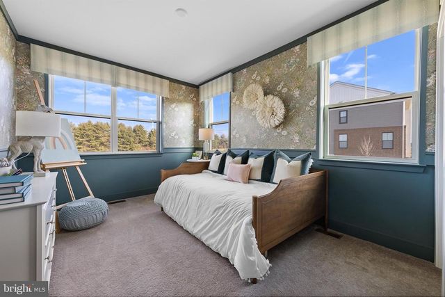 166 LEONA STEWART, Pennington, NJ 08534