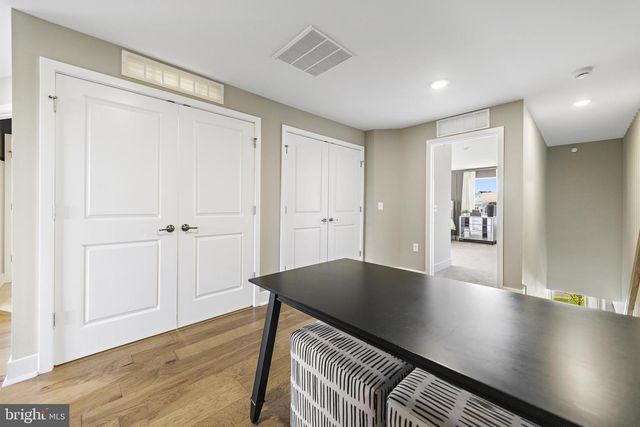 166 LEONA STEWART LN, Pennington, NJ 08534