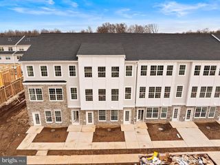 166 LEONA STEWART, Pennington, NJ 08534