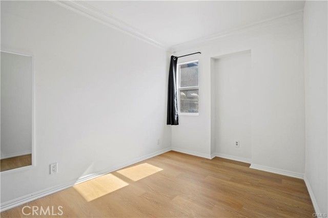 5842 Lexington, Los Angeles, CA 90038