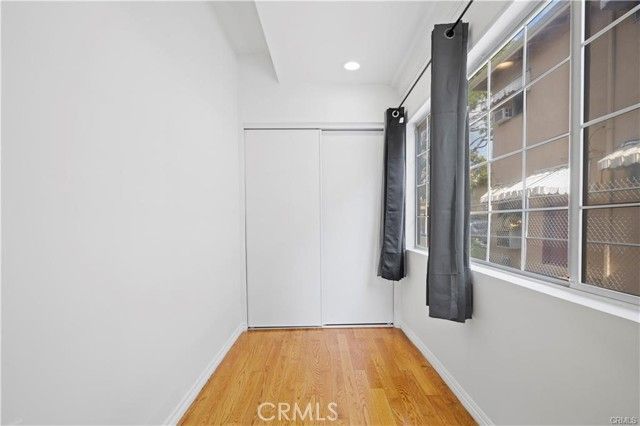 5842 Lexington, Los Angeles, CA 90038