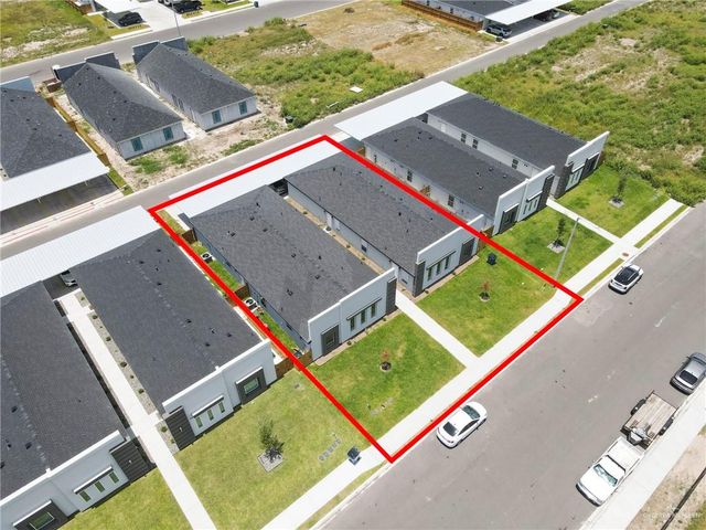 1233 Country Club Drive, Alamo, TX 78589