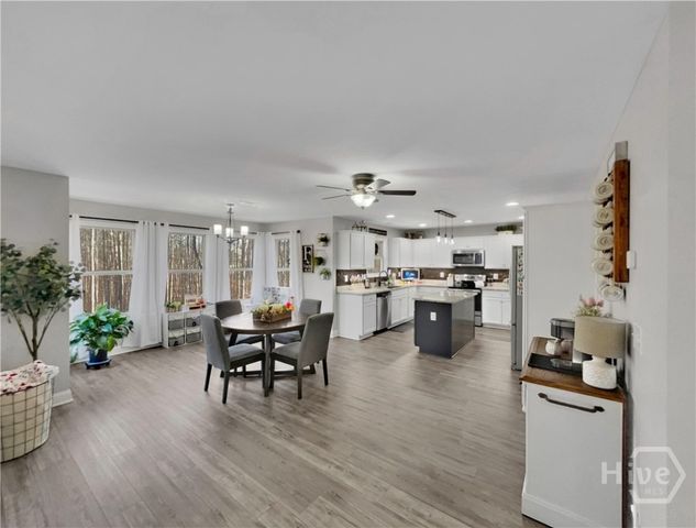 88 Fair Oaks Court, Commerce, GA 30529