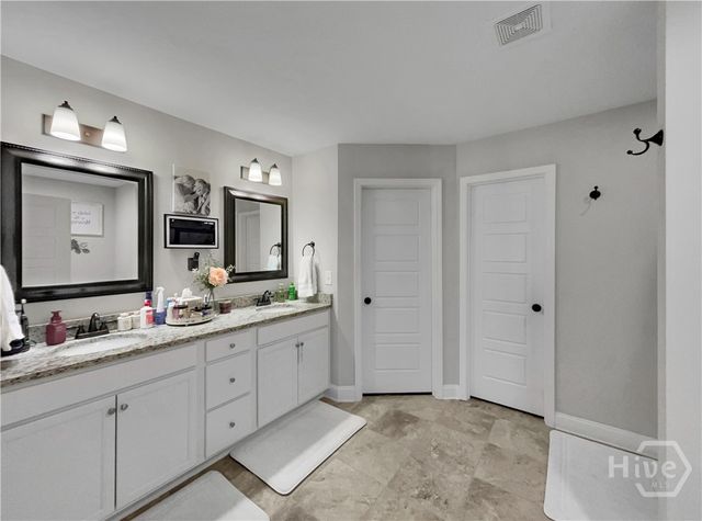 88 Fair Oaks Court, Commerce, GA 30529