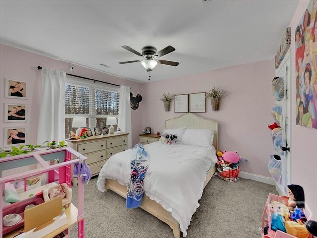 88 Fair Oaks Court, Commerce, GA 30529