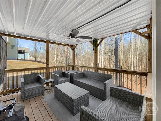 88 Fair Oaks Court, Commerce, GA 30529