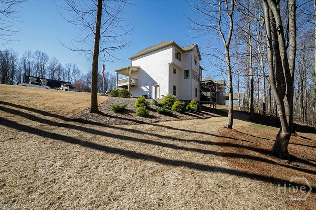 88 Fair Oaks Court, Commerce, GA 30529