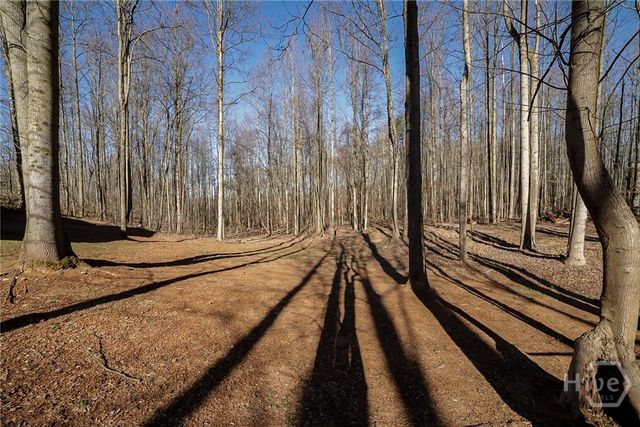 88 Fair Oaks Court, Commerce, GA 30529