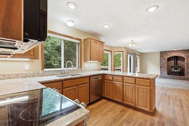 4016 S Dearborn St, Spokane, WA 99223