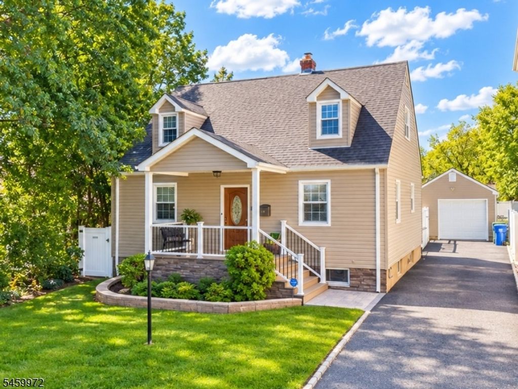 715 Ainsworth St, Linden City, NJ 07036 — photo 2