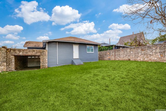 1311 Kayton UNIT 1, San Antonio, TX 78210