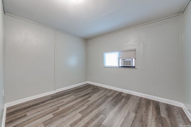 1311 Kayton UNIT 1, San Antonio, TX 78210