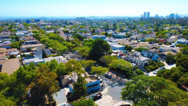 1747-1749 Fern, San Diego, CA 92102