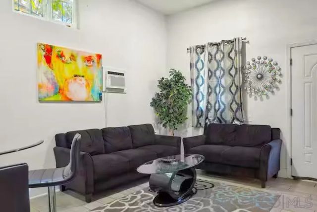 1747-1749 Fern, San Diego, CA 92102