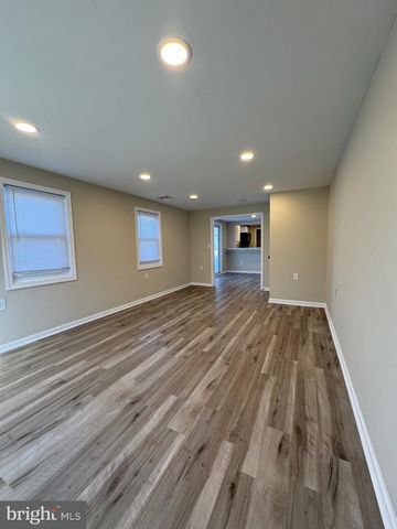 2389 WHITE OAK RD, Dover, DE 19901