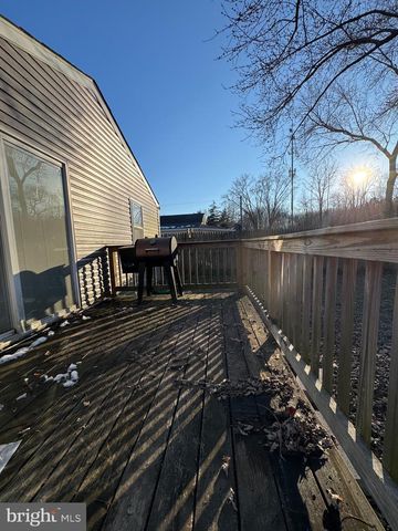 2389 WHITE OAK RD, Dover, DE 19901