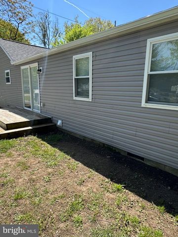 2389 WHITE OAK RD, Dover, DE 19901