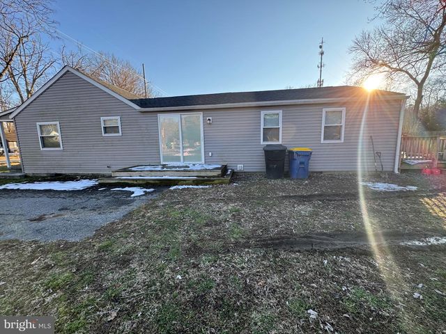 2389 WHITE OAK RD, Dover, DE 19901