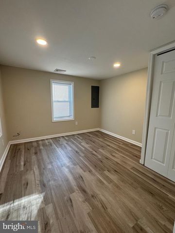 2389 WHITE OAK RD, Dover, DE 19901