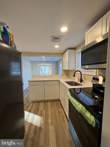 2389 WHITE OAK RD, Dover, DE 19901