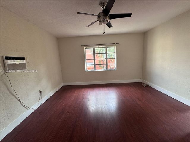 20 NW 17th Pl 18, Miami, FL 33125