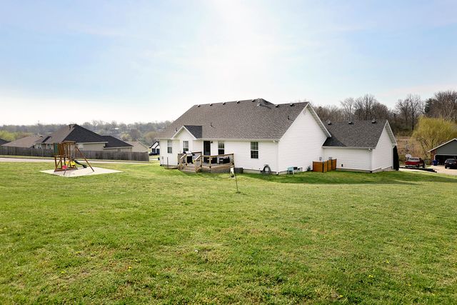 791 Tomahawk Court, Marshfield, MO 65706
