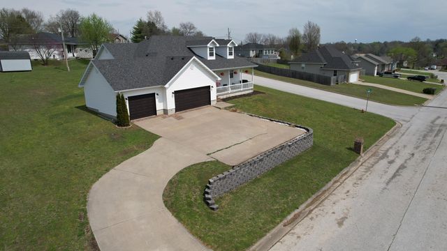 791 Tomahawk Court, Marshfield, MO 65706