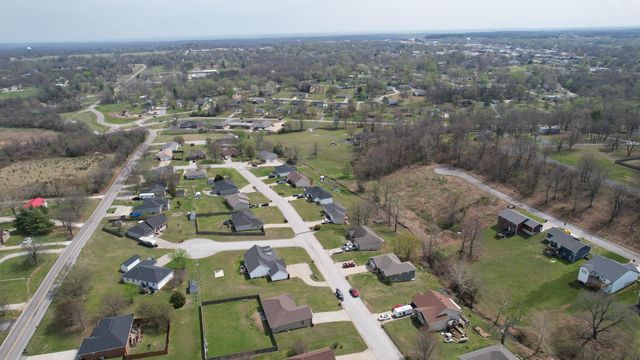791 Tomahawk Court, Marshfield, MO 65706