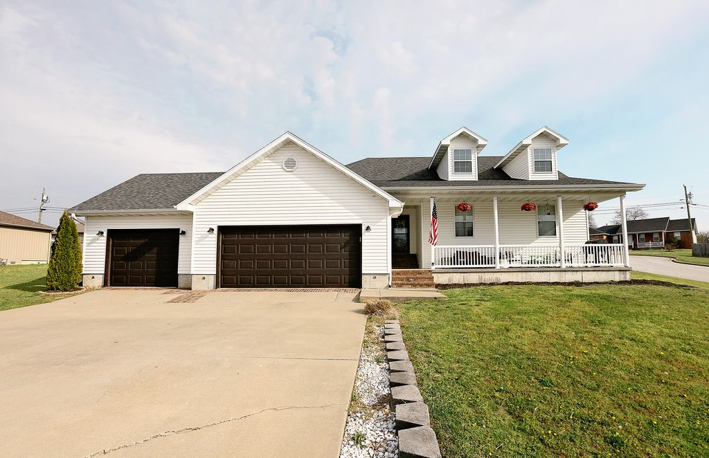 791 Tomahawk Court, Marshfield, MO 65706