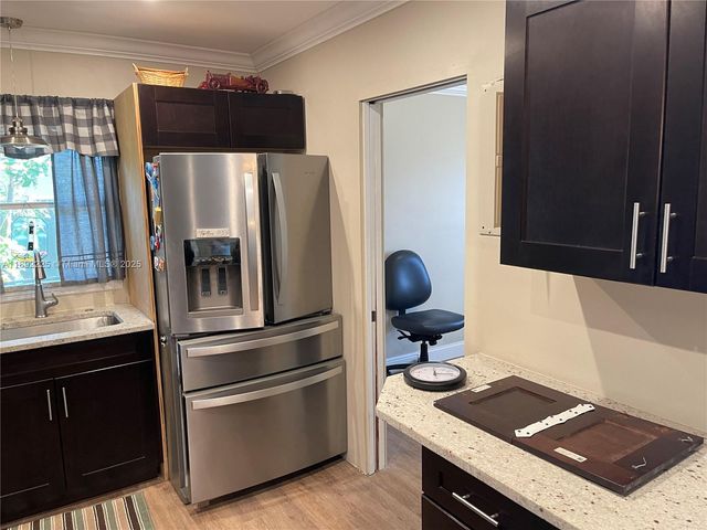 419 S C St 1, Lake Worth, FL 33460
