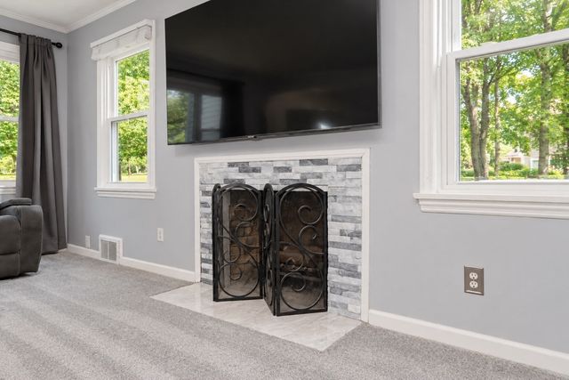 176 Meadow St, Westfield, MA 01085