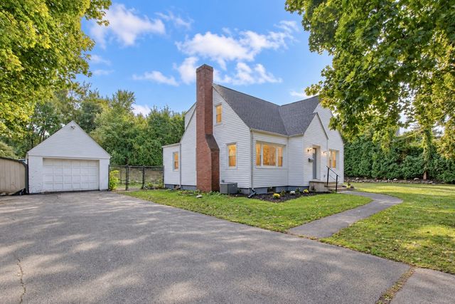 176 Meadow St, Westfield, MA 01085