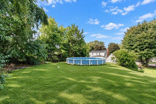 176 Meadow St, Westfield, MA 01085