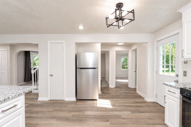 176 Meadow St, Westfield, MA 01085