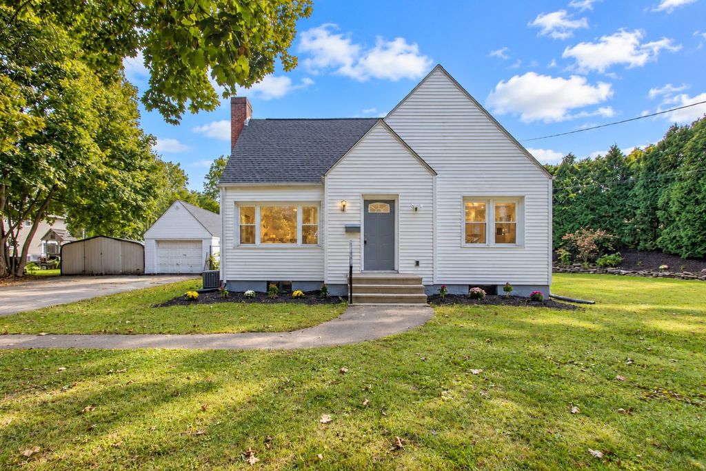 176 Meadow St, Westfield, MA 01085