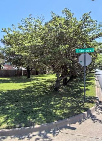 440 W Louella, Hurst, TX 76054