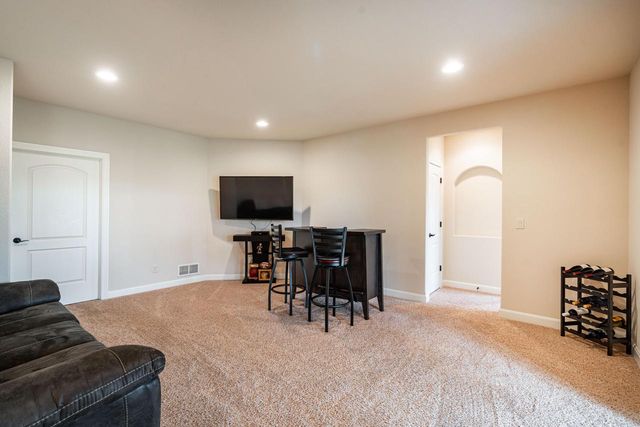1032 Juniper LANE, Hartford, WI 53027