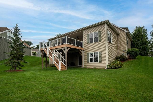 1032 Juniper LANE, Hartford, WI 53027